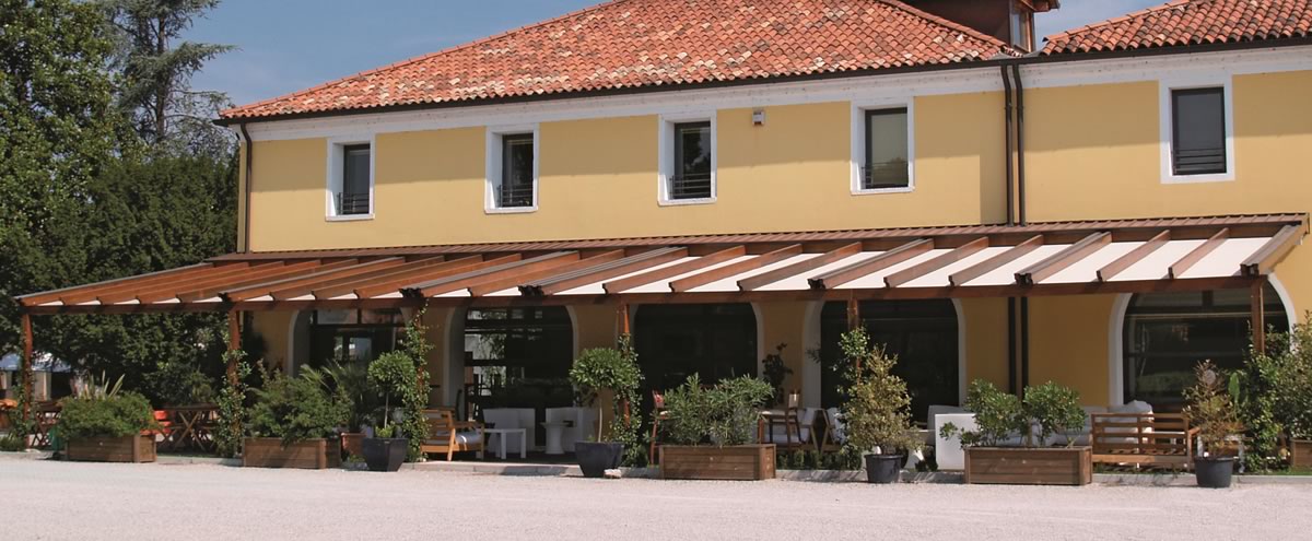 Pergotenda in legno o alluminio, quale scegliere?