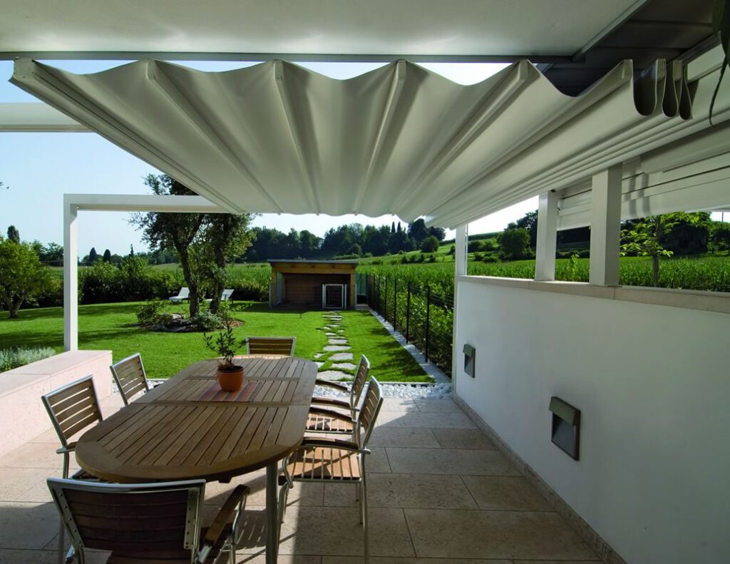 tende_da_esterno_trazione_tecnic_light_2-e1596472566653-1024x791