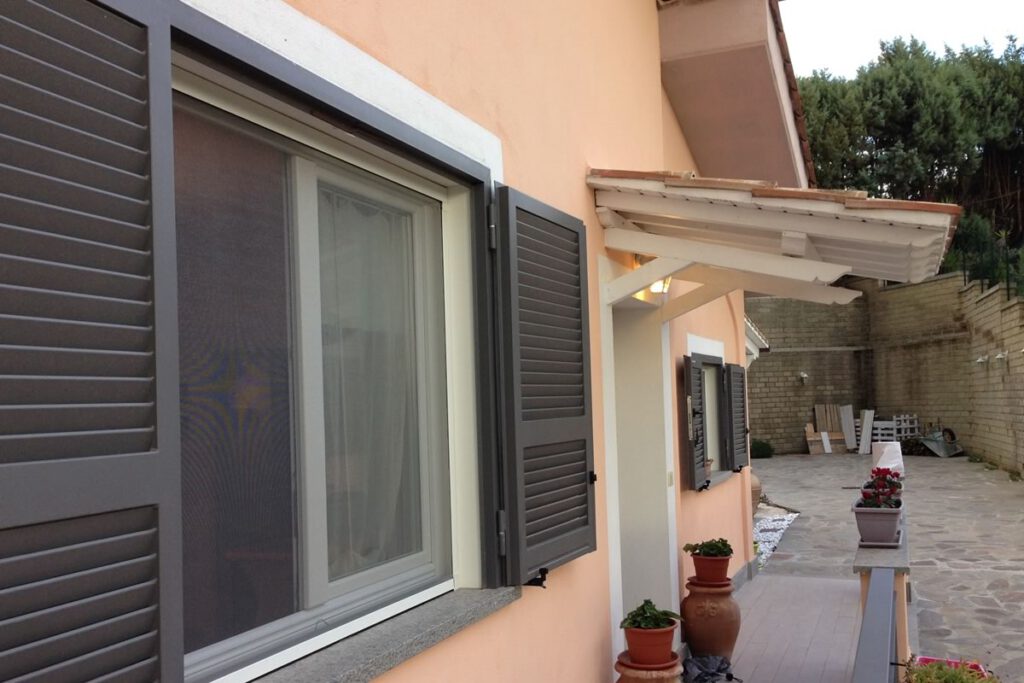 zanzariere_a_bottone_1-1-1024x683